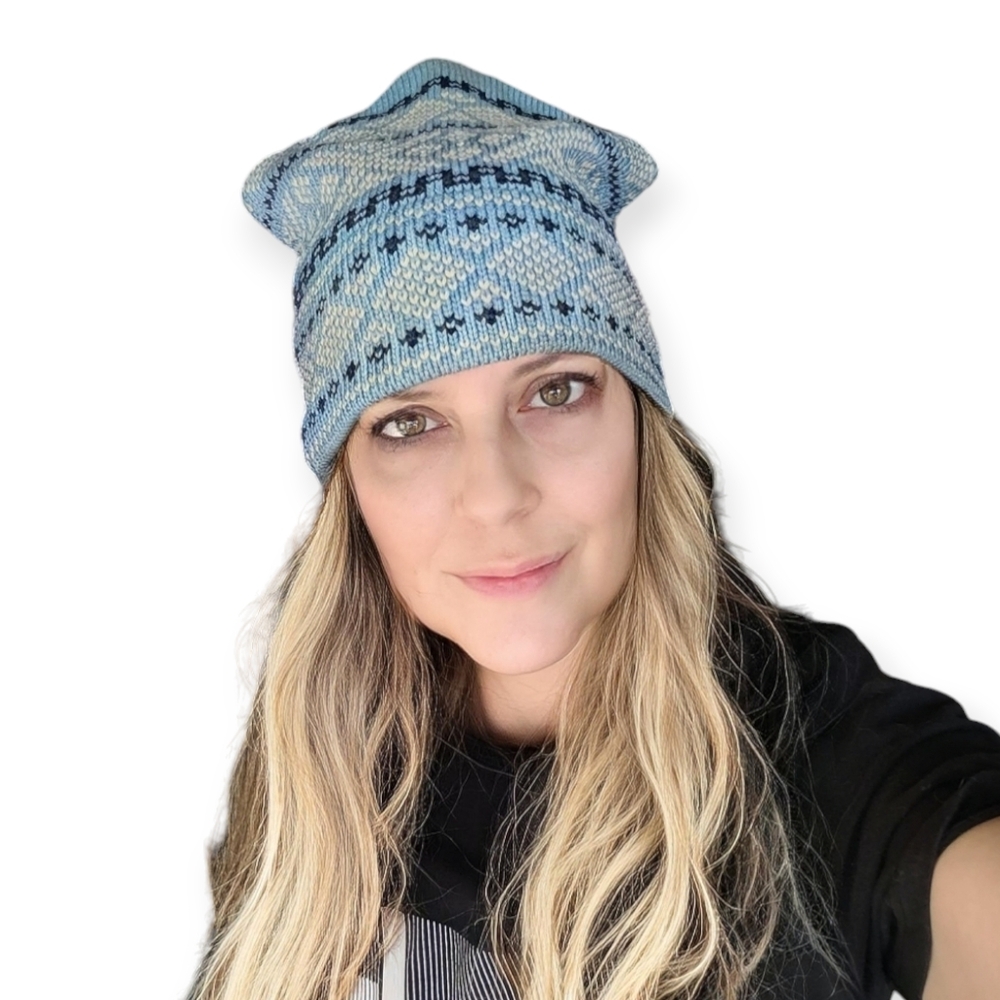 Vintage Murray Merkel Hand Knit Wool Ski Hat Beanie blue and white